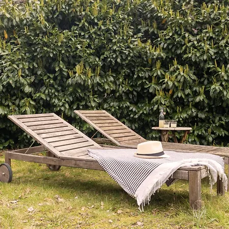 Neska Saint-Remy-l'Honore